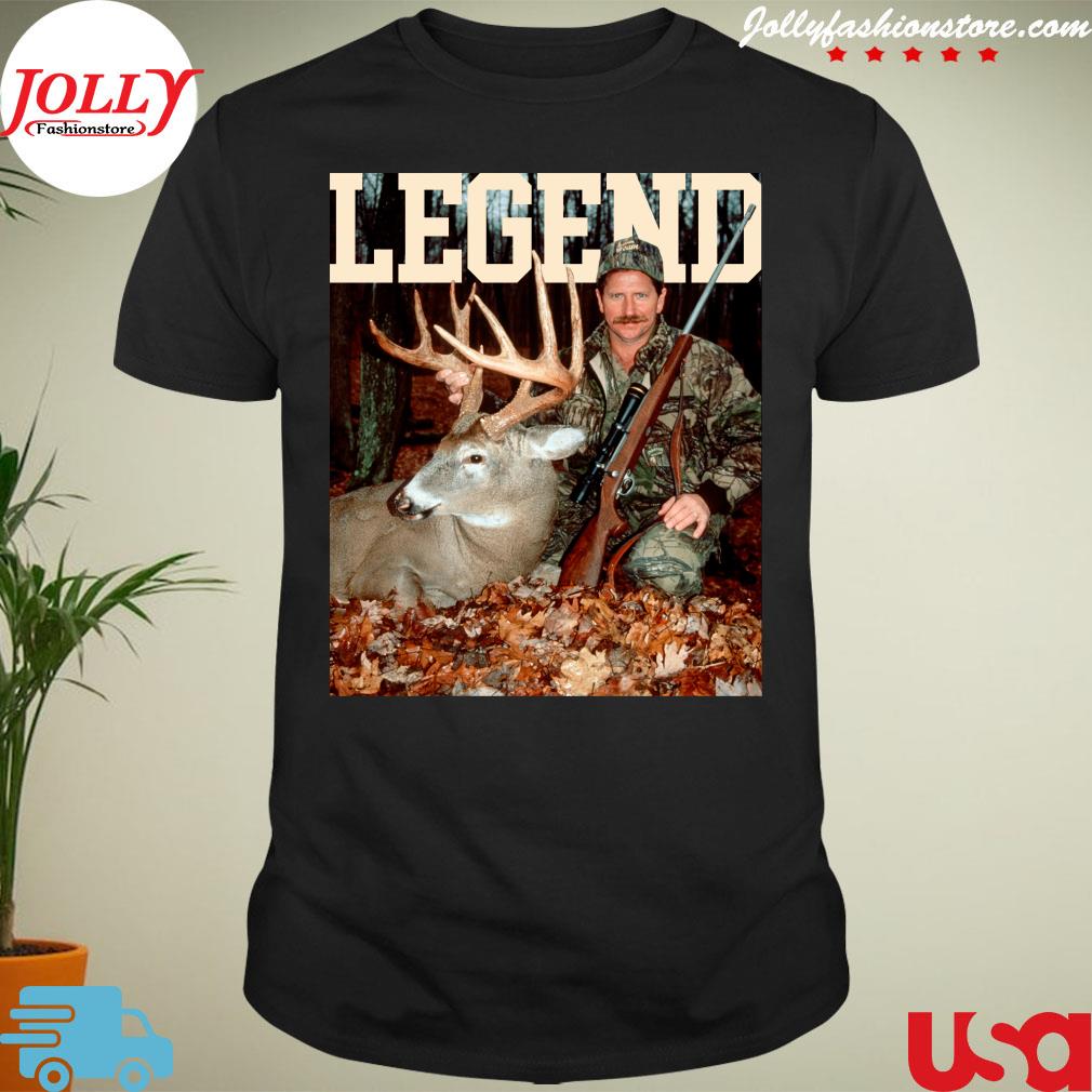 The buck hunter pocket T-shirt